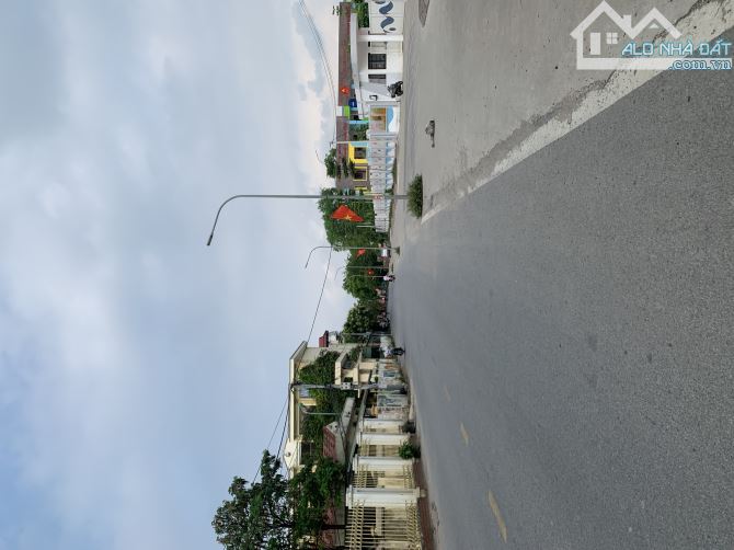 BÁN ĐẤT QUẾ SƠN TÂN ƯỚC THANH OAI NGÕ Ô TÔ VÀO ĐẤT