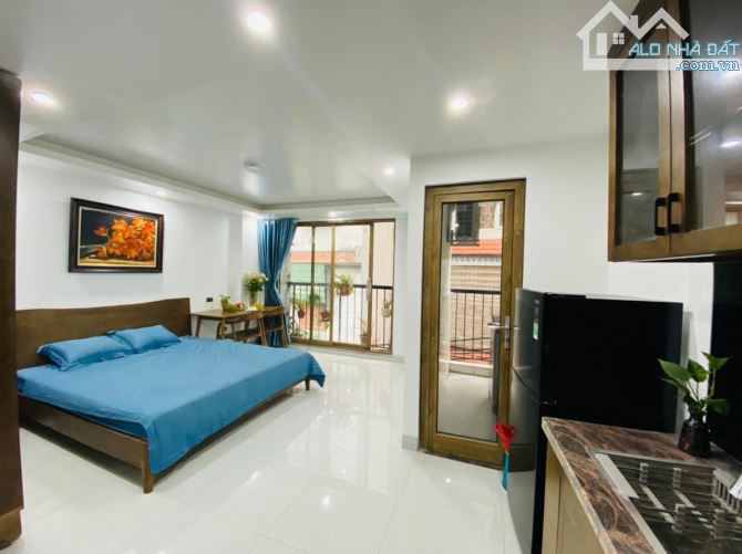 Bán chung cư mini đường Đình Thôn 75m2, ôtô tránh vỉa hè, doanh thu 100 triệu, giá 21 tỷ.