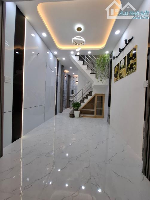 Nhà MỚI ĐẸP Gần Lê Văn Quới, DT 24m2, 2Tầng, chỉ hơn 2Tỷ
