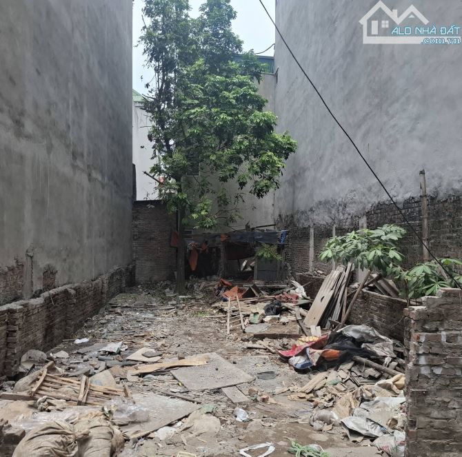 Bán đất mặt ngõ thông, ô tô đỗ cửa vào đất, mặt tiền rộng, sổ đẹp không lỗi, giá đầu tư