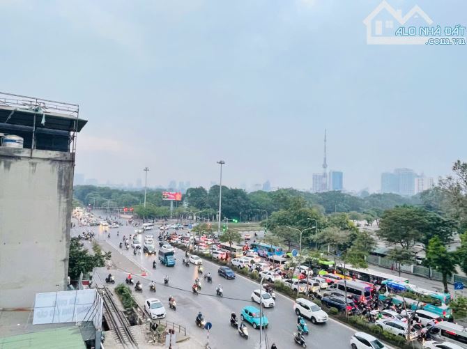 BÁN NHÀ MẶT ĐƯỜNG GIẢI PHÓNG. GARA Ô TÔ. KINH DOANH. 57M2 - 5 TẦNG, NHỈNH 10 TỶ. - 10