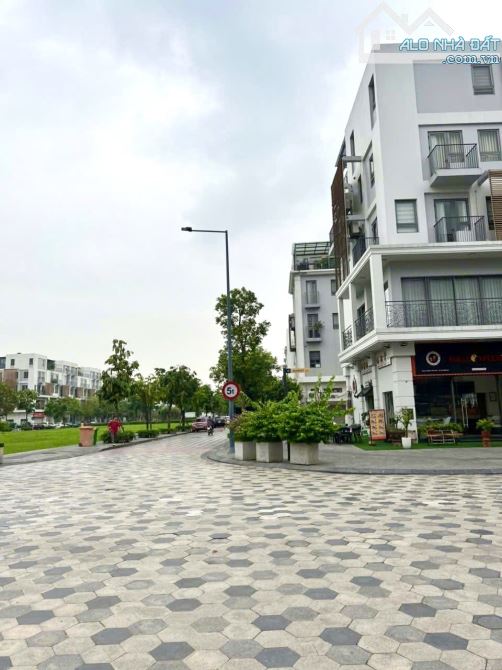 CHỈ 36 TỶ SỞ HỮU NGAY LIỀN KỀ THE MANOR CENTRAL PARK 78m*5T, MT 5m - VỈA HÈ - KINH DOANH - 1