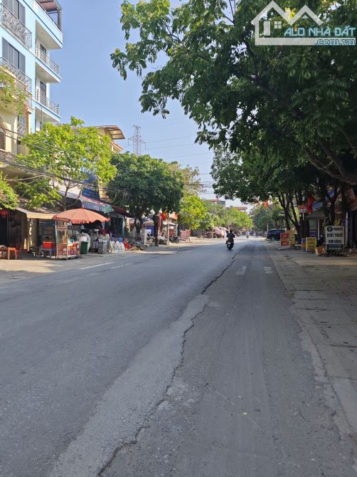 Bán đất Đông Mỹ, Thanh Trì, 55m2, kinh doanh, ô tô tránh, giá 5,4 tỷ - 1