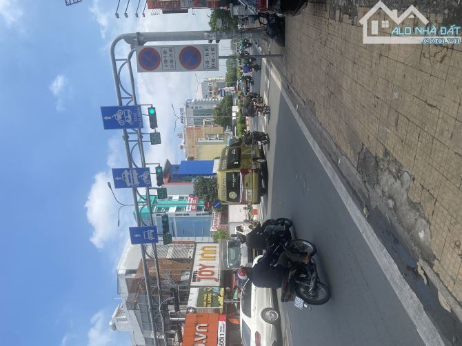 MTKD Cộng Hòa, 4.9m x 29m, 1T + 2L, 5PN, giá 21 tỷ TL - 1