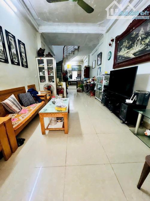 Mình cần bán nhà 46m2 Tại Phố Tân Triều, Hoàng Mai, Hà Nội - 1