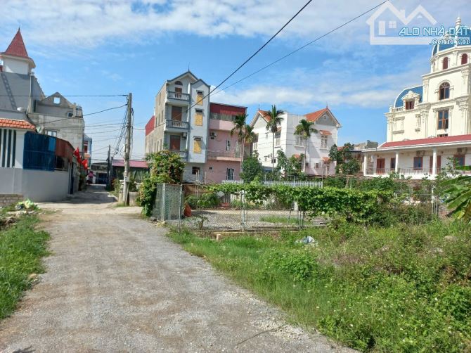 Lô góc 63m2 hai mặt ngõ cực đẹp ngay TT Phường Hoa Động giá 2,x tỷ. - 1