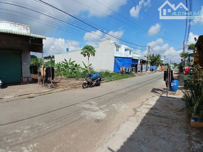 Cần bán lô đất trong khu dc Tân Đức, Đức Hòa, Long AN - Diện tích 5x25=125m2, full thổ - 1
