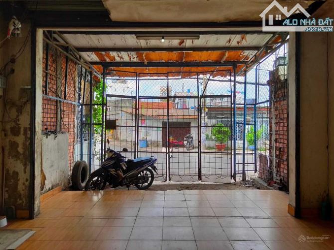 Bán nhà cấp 4 DT 100m2 - Mặt tiềm đường kinh doanh ngay chợ An Nhơn, Lê Đức Thọ - 1