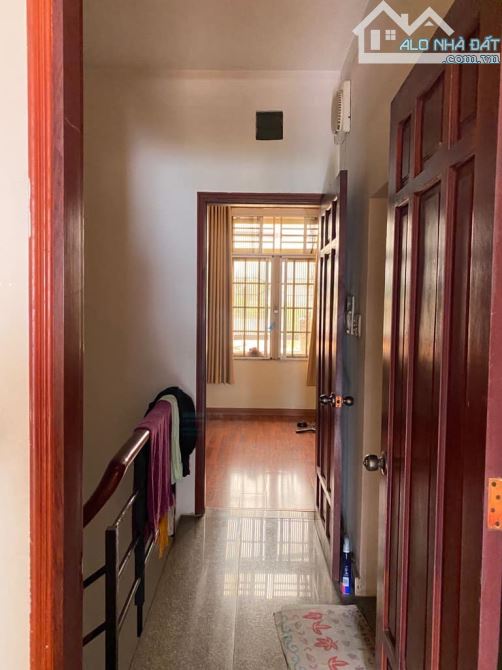 Bán nhà hẻm 4m đường Ni Sư Huỳnh Liên - DT 32m2 (4PN, 4WC) - nhà đẹp 3 lầu, chỉ 3.8 tỷ TL - 1