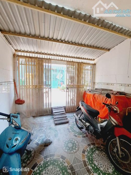 🏠Quốc Lộ 1A ,Tân Tạo A, Bình Tân. DT 4 x 20, Sổ CN 61m² Giá 3,9 tỷ bớt lộc.  MT TRƯỚC SAU - 1