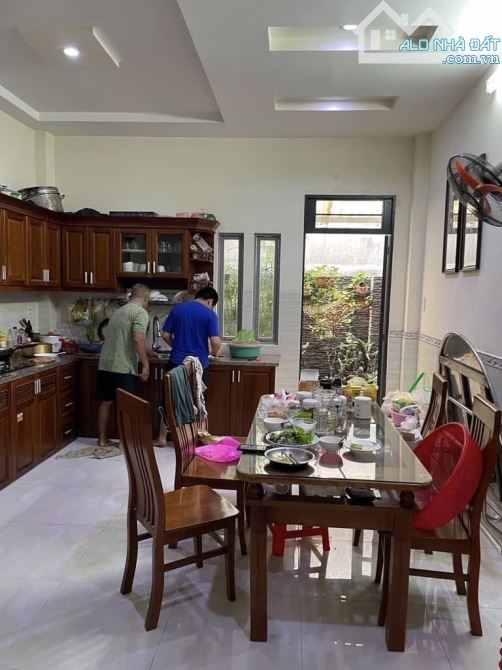 Bán Nhà Đẹp 1 Trệt, 1 Lửng, 3 Lầu - HXH 6M thông 71/2 đường Nguyễn Bặc giá 7.7 tỷ - 1