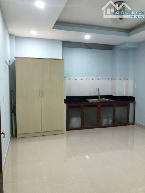 [ SIÊU HIẾM,GIÁ RẺ, HẺM XE HƠI, SAU ĐH NGOẠI THƯƠNG] BÁN NHÀ 4 TẦNG CỨNG CÁP, HẺM 1 SẸC - 1