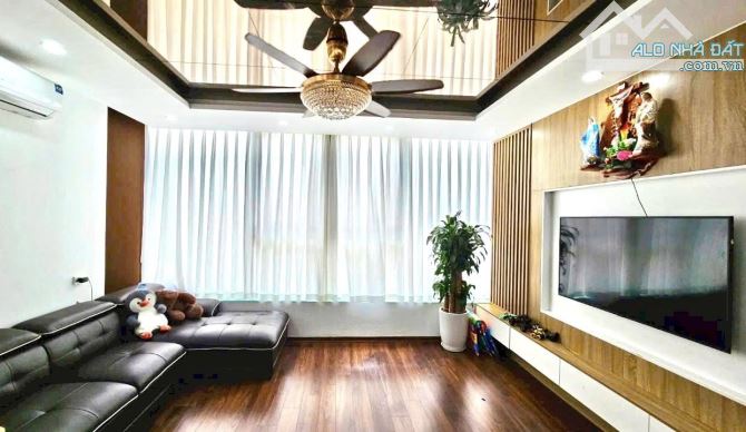 Bạn em bán nhà 6T có thang máy Ngô Thì Sỹ, 42m² – giá chỉ nhỉnh 10 đồng - 1