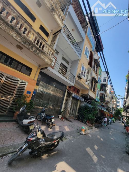 Cần bán gấp - Hạ giá 1 tỷ! Bán nhà Phố Yết Kiêu - DT 35m², 4 tầng, MT 4m - Giá chỉ 10.3 tỷ - 1