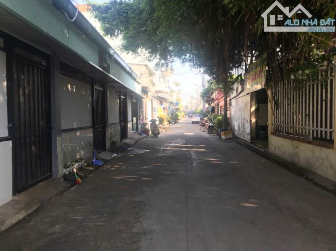 Đất 2 mặt hẻm xe hơi thông trước sau. Vị trí đẹp gần Song Hành QL22 SHR full thổ - 1