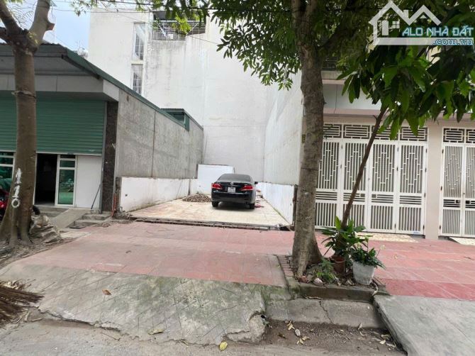 bán đất liền kề phân lô dọc bún la khê, 50m2, mt 5m, vỉa hè 3m, đường 17m, 13 tỷ - 1