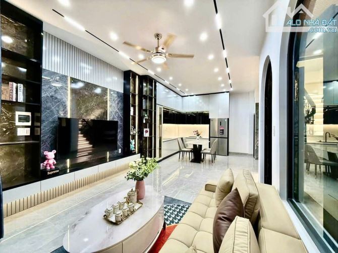 📌📌📌Làm việc trực tiếp!!! Bán nhà 3 tầng mới đẹp kiệt 285 Lê Duẩn giá rẻ 🍀 - 1