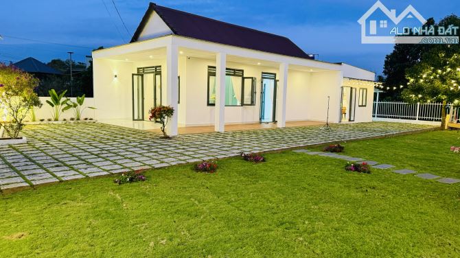 Căn nhà vườn với vị trí thuận tiện, diện tích 619m2, bố trí hợp lý quá lý tưởng để sở hữu. - 1