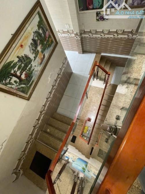 BÁN NHÀ 4 TẦNG MT ĐƯỜNG TRẦN DUY CHIẾN - 1