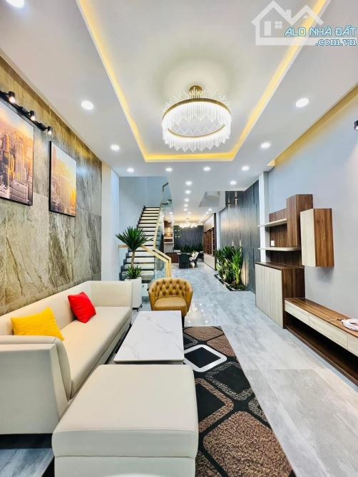 NHÀ ĐẸP HÀ ĐÔNG CHỈ HƠN 5,X TỶ - 5 TẦNG NỞ HẬU- NGÕ RỘNG- CÓ CHỖ ĐỂ Ô TÔ GẦN - 1