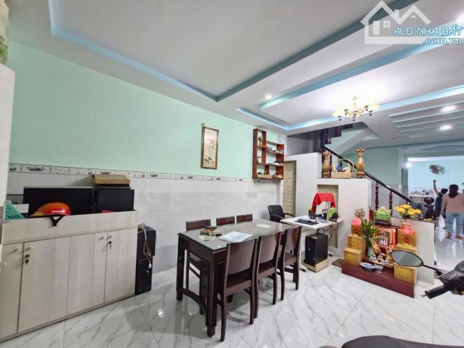 BÁN NHÀ QUẬN 9,NHÀ 2 TẦNG DT 73M,NGAY NGUYỄN DUY TRINH,CHỈ 4.65TỶ TL PHƯỜNG LONG TRƯỜNG - 1