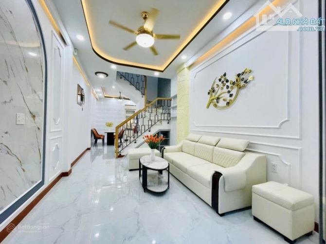 🏡 Bán nhà Ngô Gia Tự, Q.10, thiết kế hiện đại, 8 tỷ! - 1