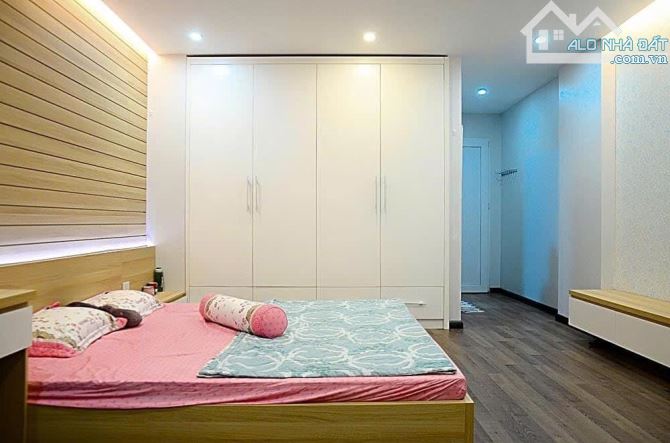 NHÀ ĐẸP 92M2*5T GIÁP BÁT, NGÕ Ô TÔ TRÁNH, KINH DOANH - 1