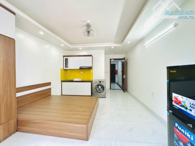 Bán căn hộ DV ngõ 254 Minh Khai, DT 65m, 7 tầng, MT 4.2m, giá 18.5 tỷ, ngõ oto.