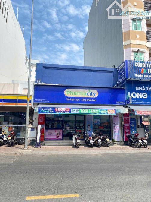 Siêu Phẩm  Nhà Mặt tiền Nguyễn Trãi P.Bến Thành Q1 DT:4x20m HĐT:6000$  3Tầng Giá:65Tỷ - 2