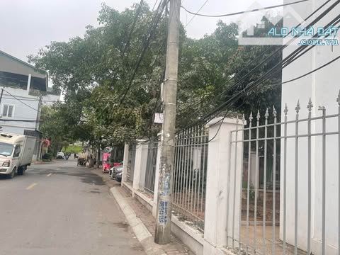 BÁN NHÀ C4 PHỐ SÀI ĐỒNG 198M-9MT.29.9 TỶ ĐẤT ĐẸP NỞ HẬU - MỘT NHÀ RA PHỐ - 2
