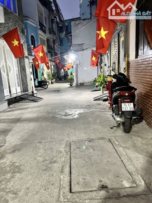 BÁN NHÀ CẤP 4 HẺM LÝ CHÍNH THẮNG, P. VÕ THỊ SÁU, Q. 3 GIÁ 12 TỶ THƯƠNG LƯỢNG - 2