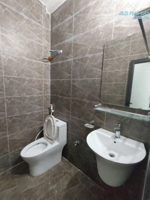 Bán nhà 3 Tầng độc lập - đường Đà Nẵng - Đông Hải 1 - Hải An Hp ( đối diện khách sạn dầu k - 2