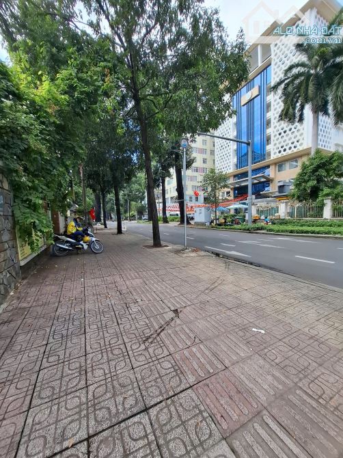 Bán đất mặt tiền đường Pasteur Quận 3 TPHCM  giá 3.300 tỷ - 2