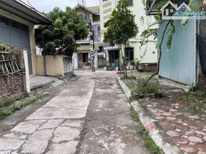 Cần tiền bán nhanh mảnh 47,1m tại xóm 7 Đông Dư, ngõ ô tô vào tận nơi, vị khổ đất đẹp. - 2