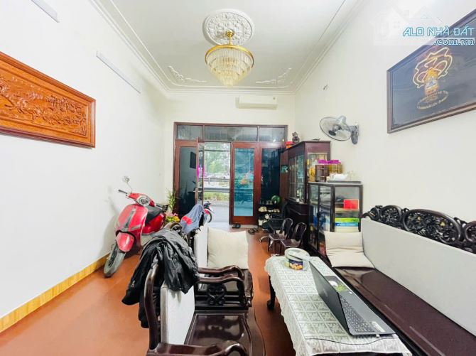 BÁN NHÀ MẶT ĐƯỜNG GIẢI PHÓNG. GARA Ô TÔ. KINH DOANH. 57M2 - 5 TẦNG, NHỈNH 10 TỶ. - 2