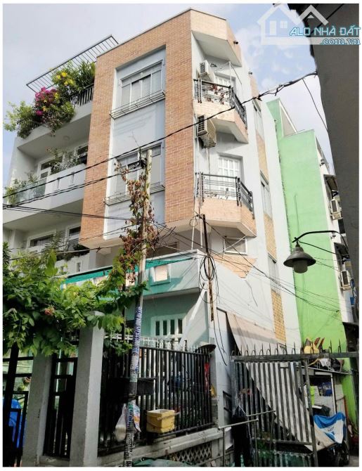 Nhà hẻm thoáng, dt 4x11 3tầng tại Dương Bá Trạc P1Q8. - 2