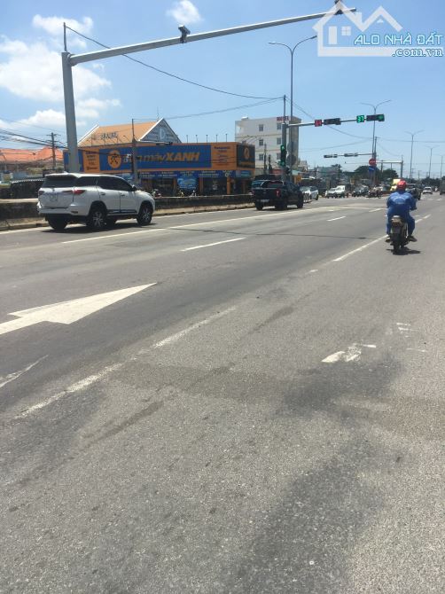 BÁN ĐẤT MẶT TIỀN QL 51,  BÀ RỊA VŨNG TÀU. DT: 1819 m2 GIÁ 22 TỶ  hướng N - 1