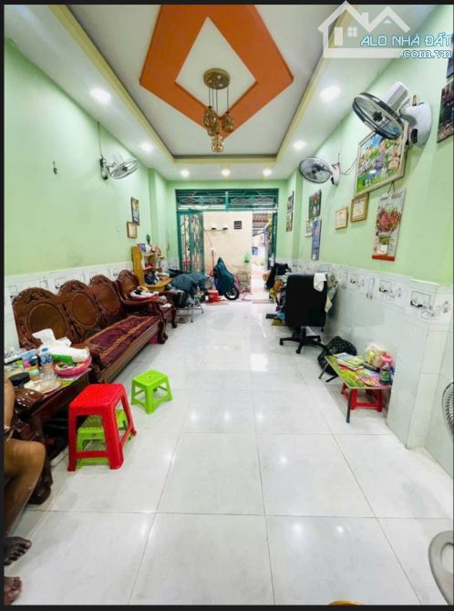 Bán Gấp Nhà Mặt Tiền Trung Mỹ Tây Q12 97M² Vuông Vức Ngan Rộng 6,5M Nhích 8 tỷ TL - 2