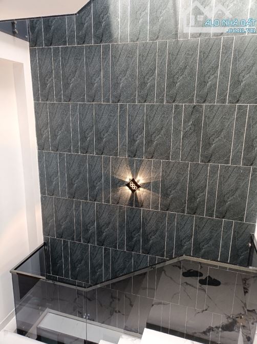 BIỆT THỰ 3 TẦNG GIÁ RẺ HÒA MINH 4 CÁCH BIỂN MẤY BƯỚC CHÂN DT 80M2 NGANG 5M CHỈ 7.2 TỶ - 2