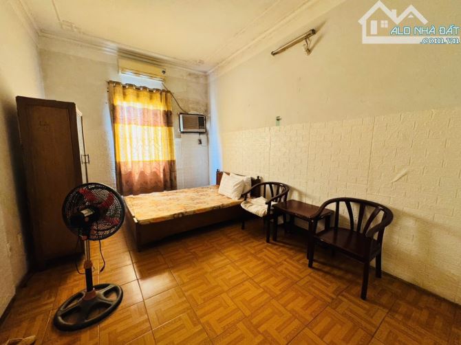 VỈA HÈ ĐỈNH- TRỤC CHÍNH KINH DOANH NGÀY ĐÊM-TỔ 10 THỊ TRẤN ĐÔMG ANH - 2