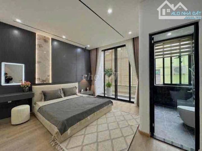 CHỦ ngộp cần bán nhà Đặng Dung,Quận 1 .Giá 4ỉ850/85m2(5*17m).Sổ sẵn.Nhà full nội thất. - 2