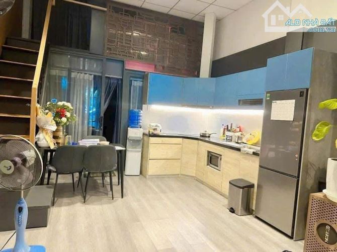 Bán Nhà Cấp 4 Đường 7m5 Đoàn Hữu Trưng, đang cho thuê 9 Triệu/Tháng. - 2
