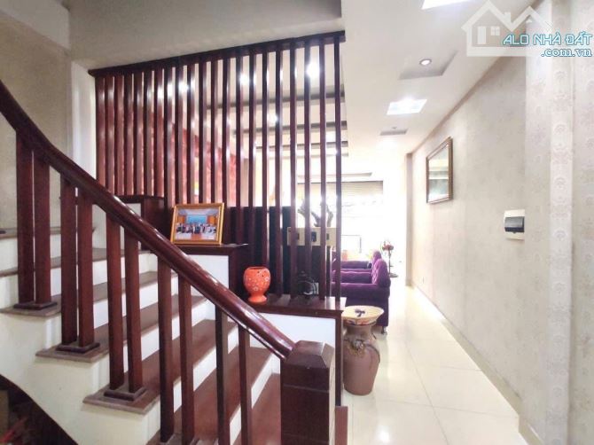 Bán Nhà 5 Tầng , 50m2, Mặt Phố An Dương Vương , ô tô tránh - 2
