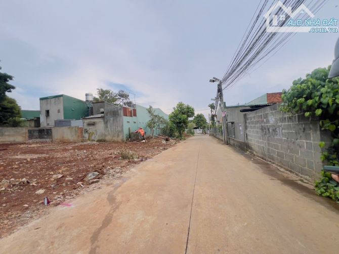 Hẻm 166 Đồng Khởi 2 lô Liền kề (6x22,5m. TC 100%) - 2