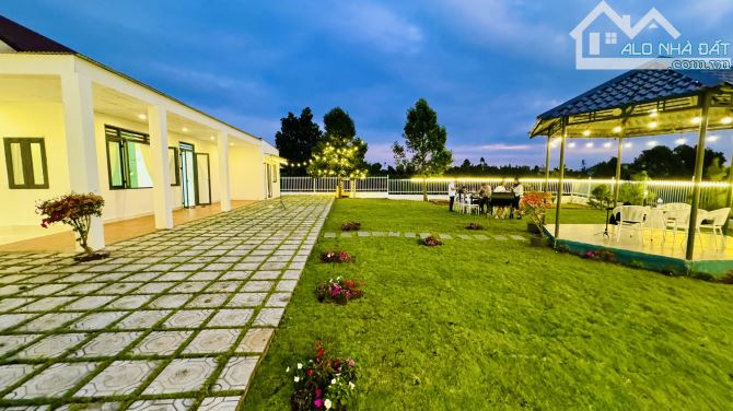 Căn nhà vườn với vị trí thuận tiện, diện tích 619m2, bố trí hợp lý quá lý tưởng để sở hữu. - 2
