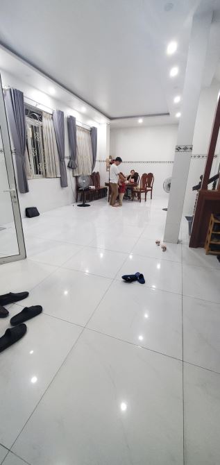 BÁN NHÀ GÓC 2 MẶT TIỀN KHU TÊN LỬA – 81M² – 4 TẦNG – NGANG 7.3M – GIÁ 15 TỶ - 2