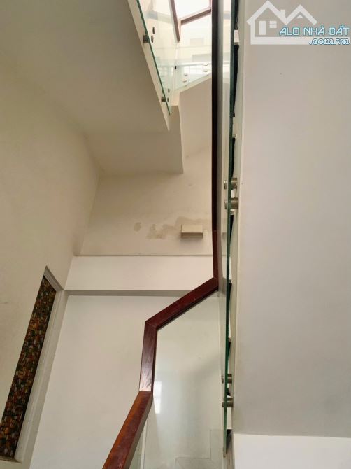 1/ TÔ HIỆU - TÂN PHÚ - Ô TÔ NGỦ TRONG NHÀ - 6 TẦNG - CÓ THANG MÁY - 80M2 - 10.X TỶ - 2