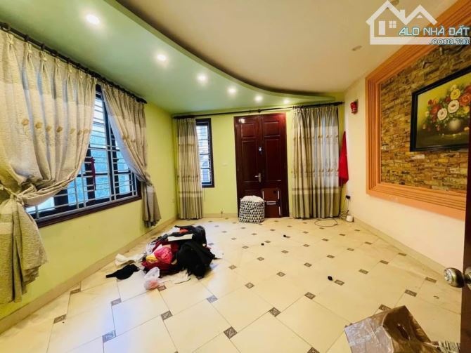 Bán Nhà Đông Ngạc - P. Lô - Ở Sướng - Ô Tô Đỗ Cửa - Tiện Ích Bủa Vây - 48m2 - 5T - 8 Tỷ - 2
