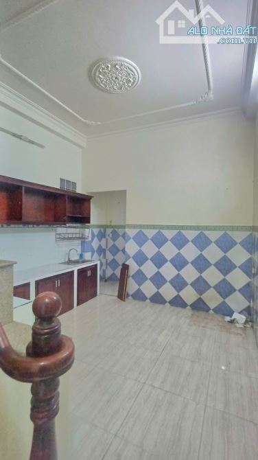 Hoàng Bật Đạt Tân Bình 50m2 2 tầng giá chỉ 4.x Tỷ - 2
