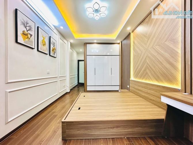 BÁN NHÀ LÔ GÓC – NGÕ 72 TÔN THẤT TÙNG – KD ĐỈNH – GẦN ĐẠI HỌC – 40M2 – 5 TẦNG – 9.6 TỶ - 3